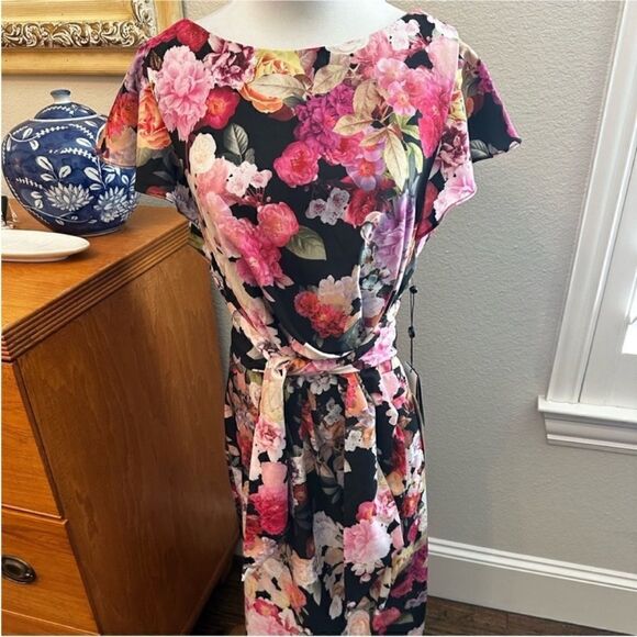 NWT ADRIANNA PAPELL Floral Printed
Draped Sheath Dress-S10 - Picture 3 of 6